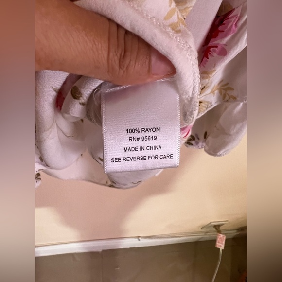 Fever Women's Top Size‎ M Multicolored Floral Round Neck Ruffle slevees - Picture 5 of 15